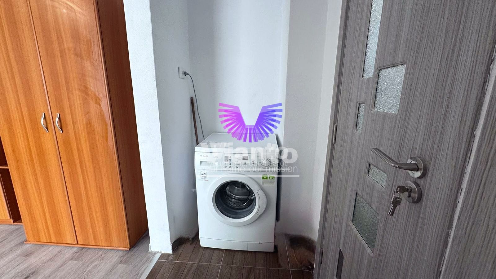 Apartament 3 camere mobilat prima inchiriere Hipodrom I-Luptei
