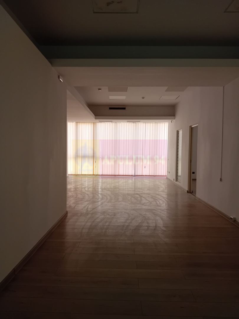 Birou open‑space 90 mp lângă Mall Prosper