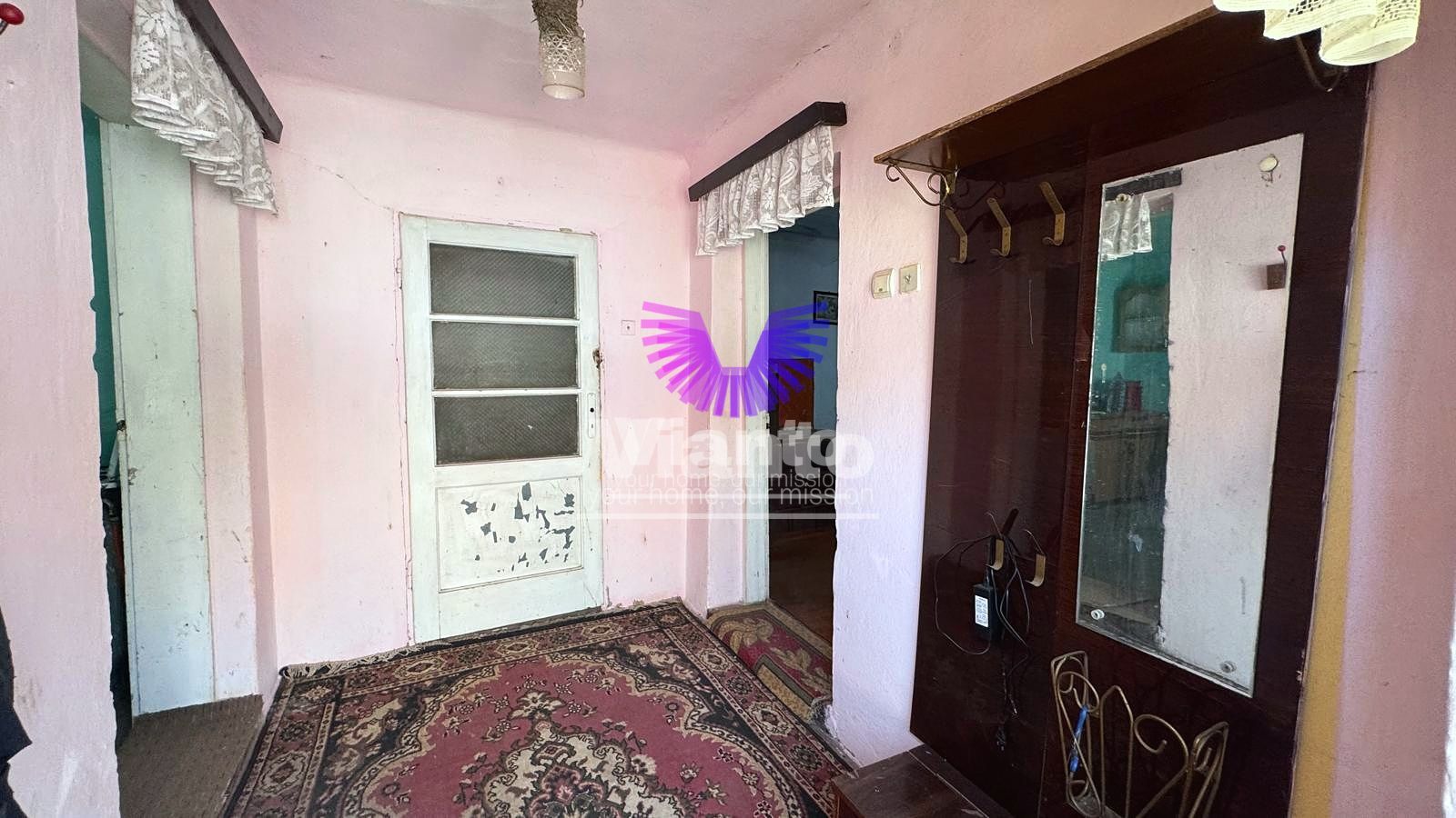 Casa cu doua corpuri independente si teren de 1050 mp central Miercurea Sibiului