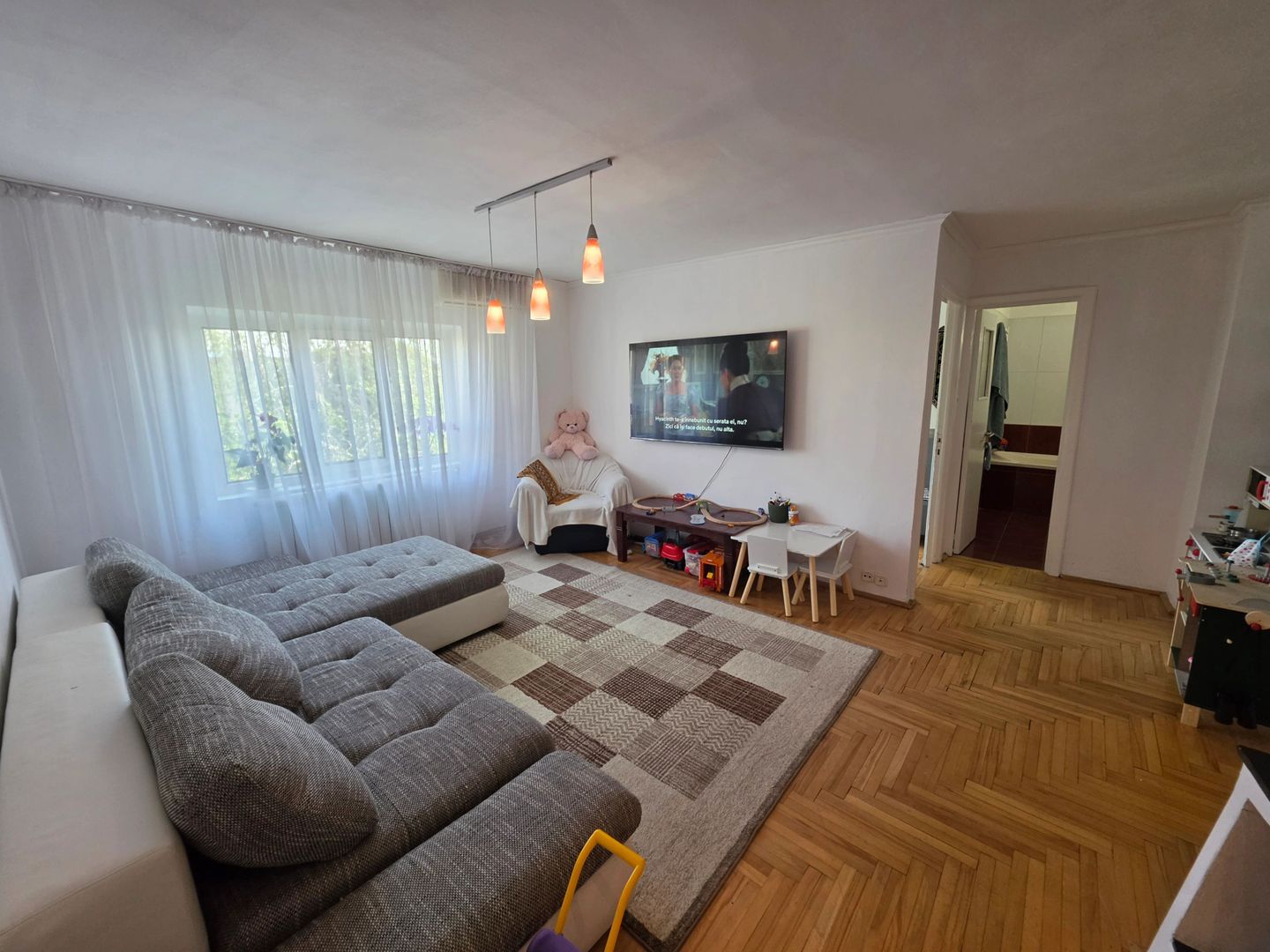 Vand apartament cu 4 camere aproape de centru - imaginea 5