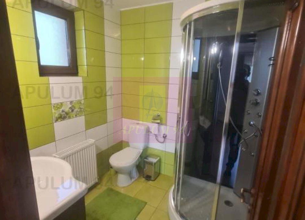 Vilă de vânzare în Breaza - Zona Liceul Militar - imaginea 20