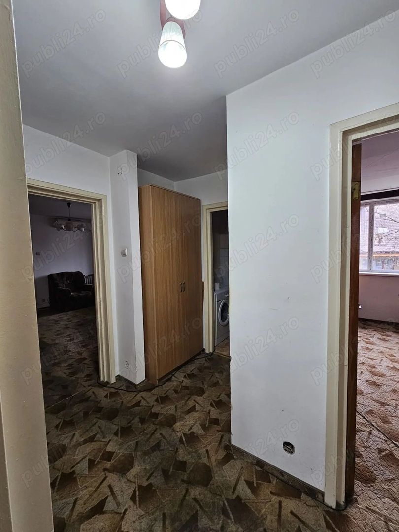 De vanzare apartament de 3 camere Gorjului/Lujerului