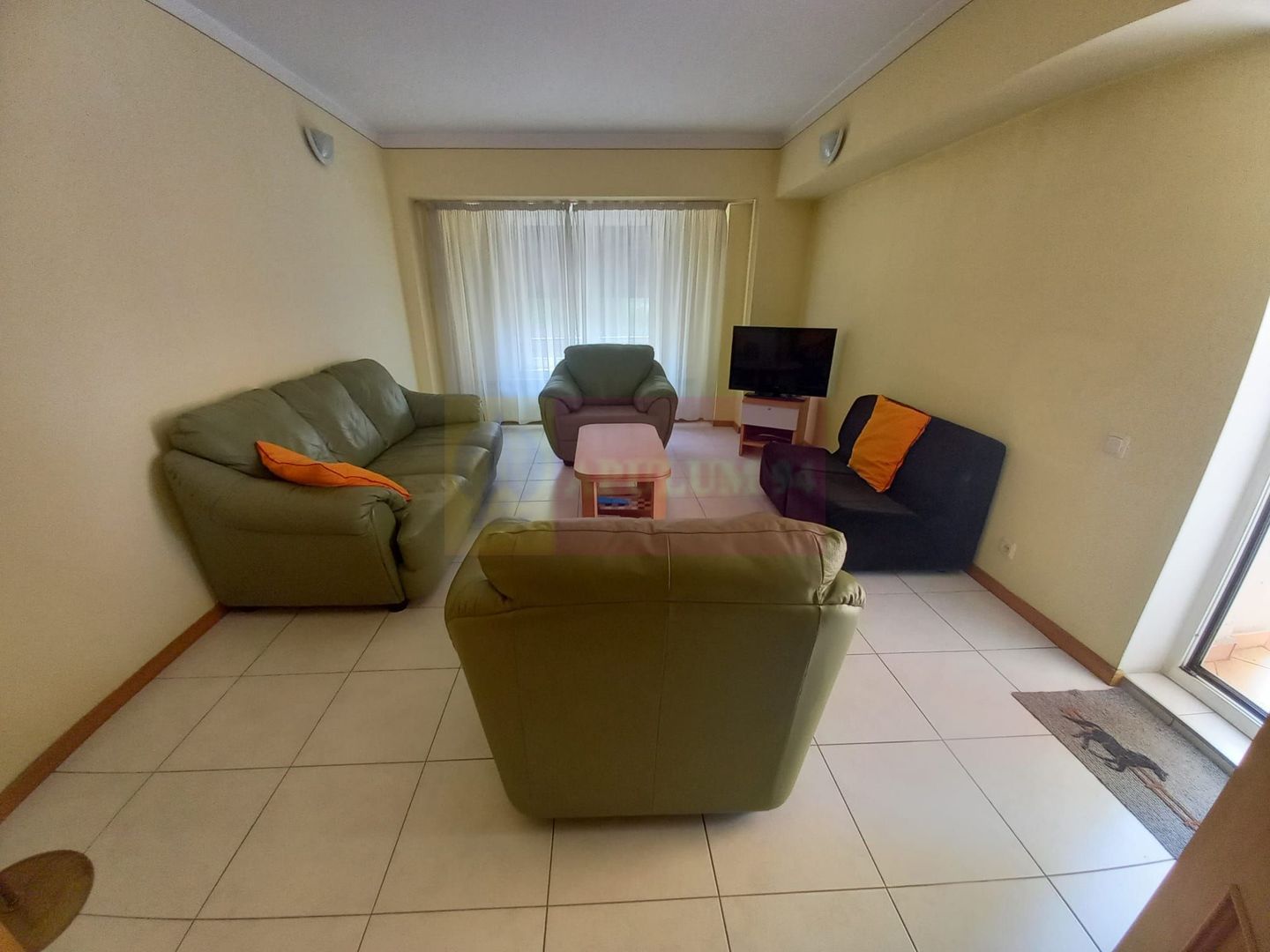 Piata Unirii vanzare apartament 4 camere, metrou si parc