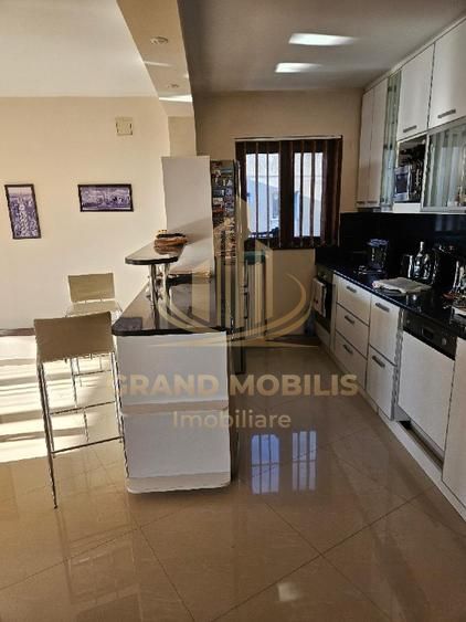 Apartament 3 camere reconfigurat din 4 camere - imaginea 3