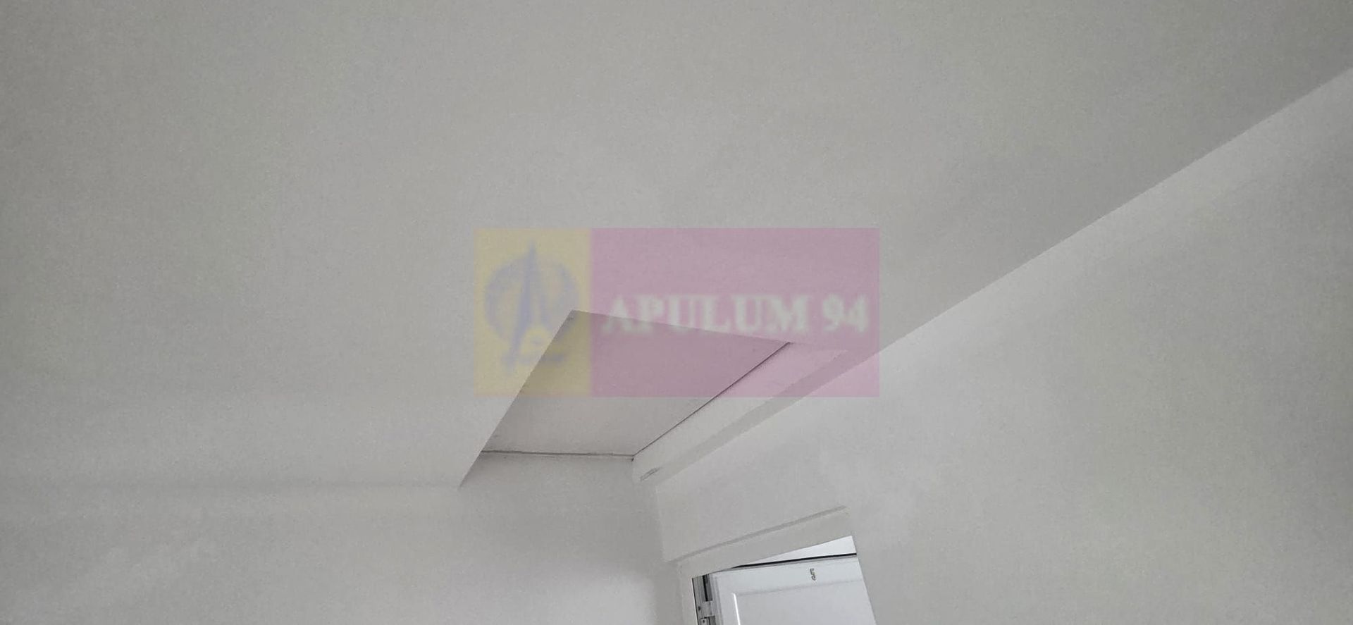 Vila de vânzare cu 8 camere și garj in Busteni