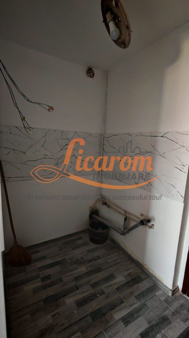 Garsoniera 22 mp,transformata din camera de camin,recent renovata. - imaginea 6