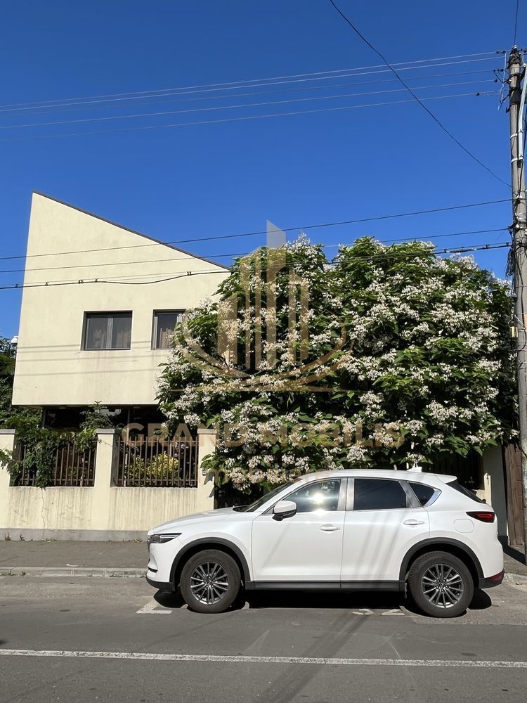 Vilă spectaculoasă în zona Brâncoveanu | 270 mp | Garaj| Curte proprie - imaginea 5