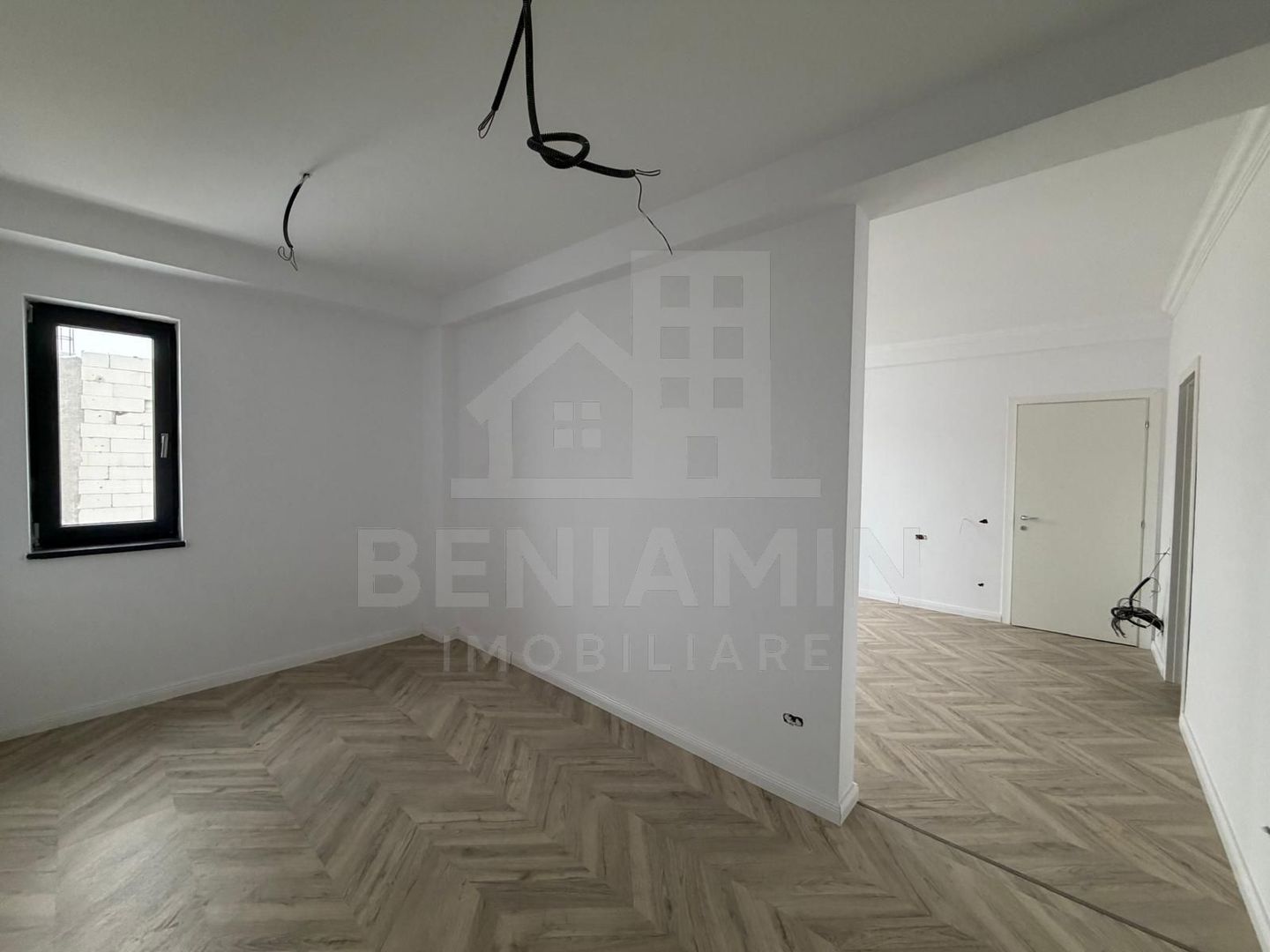 Casa P+1 Toate utilitatile 400mp teren-3 dormitoare-3 bai-La cheie - imaginea 3