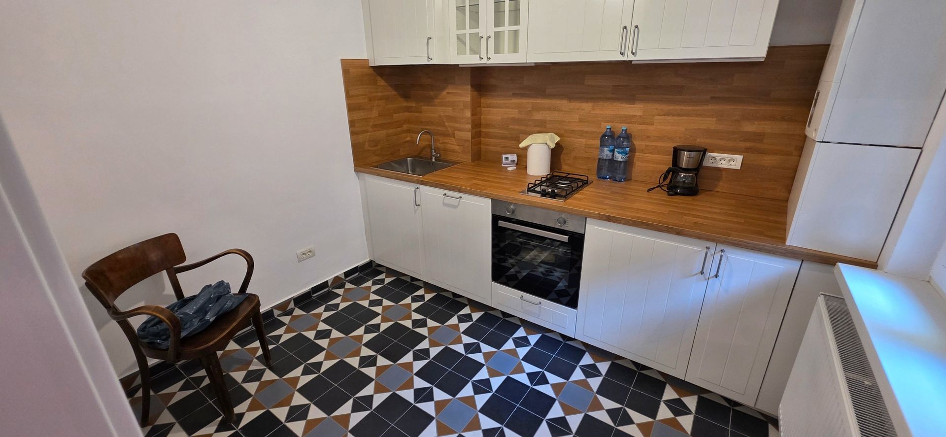 Banu Manta parter de vila 4 camere de inchiriat - imaginea 4