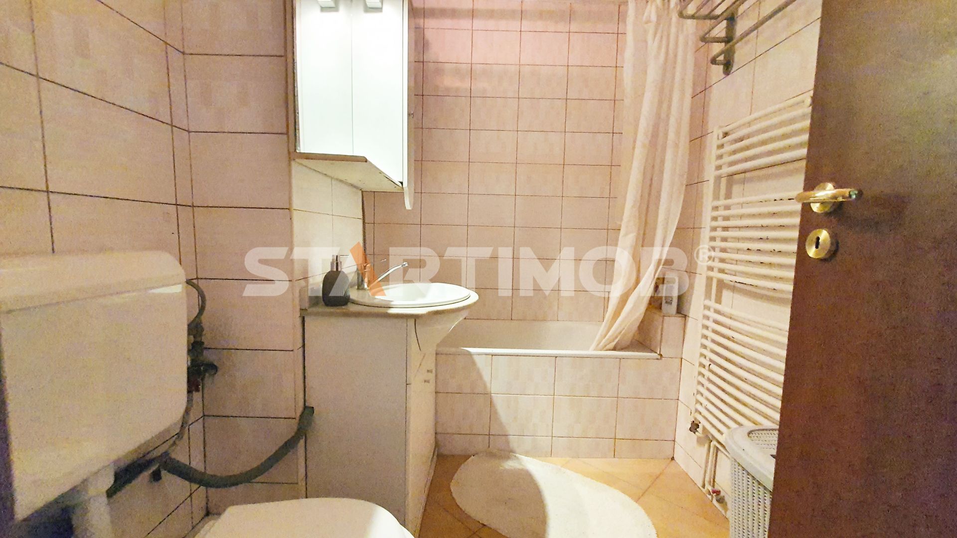Apartament central str de Mijloc