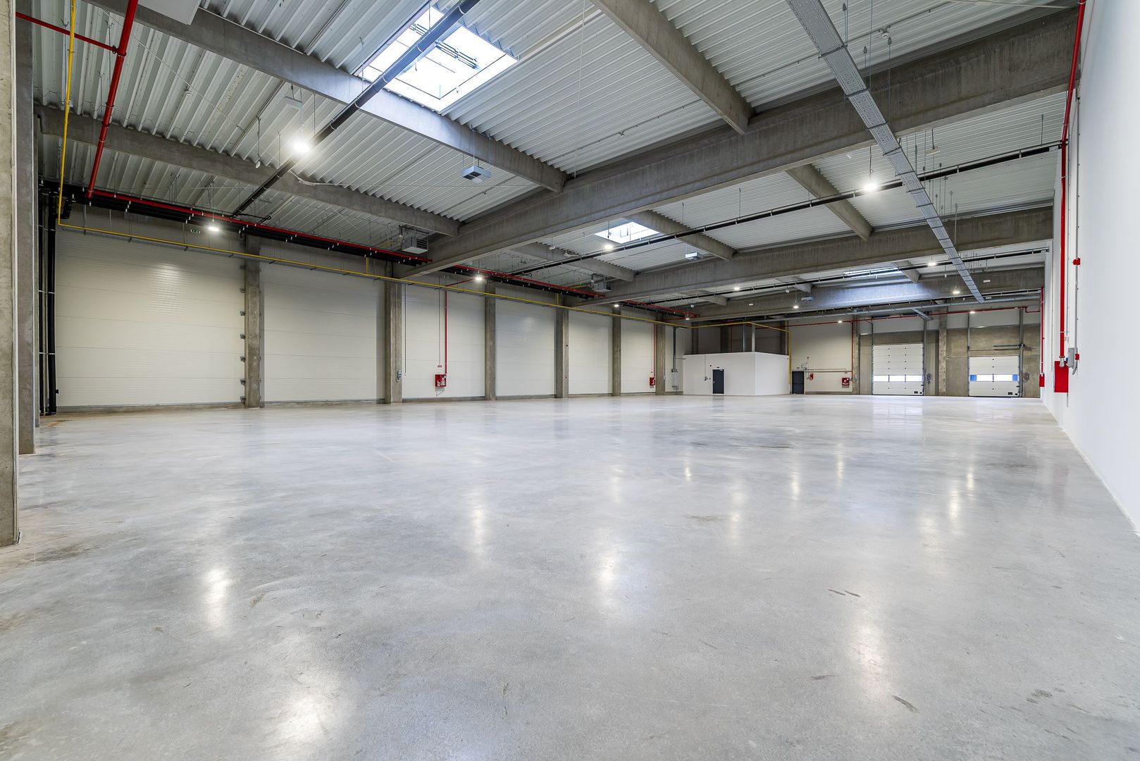 Imagine 14 - 4646 mp - Hala industriala de închiriat în Parc Industrial Arad