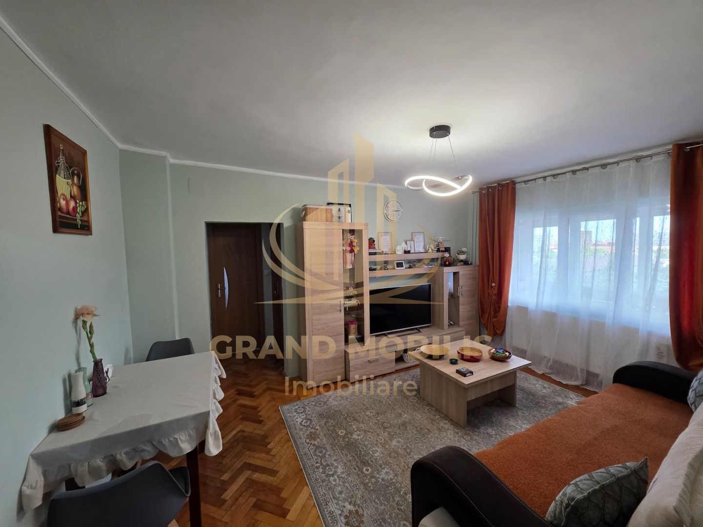 Apartament 3 camere de vânzare – Gheorghe Lazăr - imaginea 2
