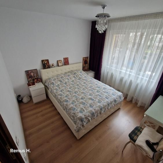 Apartament 3 camere | 70 mp | 1,5 min metrou | Complet renovat | Mobilat,utila