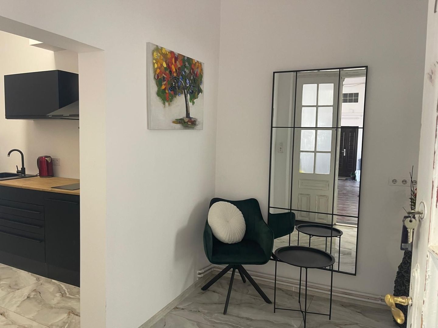 APARTAMENT PREMIUM TIP LOFT ÎN CENTRUL ORADIEI – LÂNGĂ LICEUL GOJDU - imaginea 3