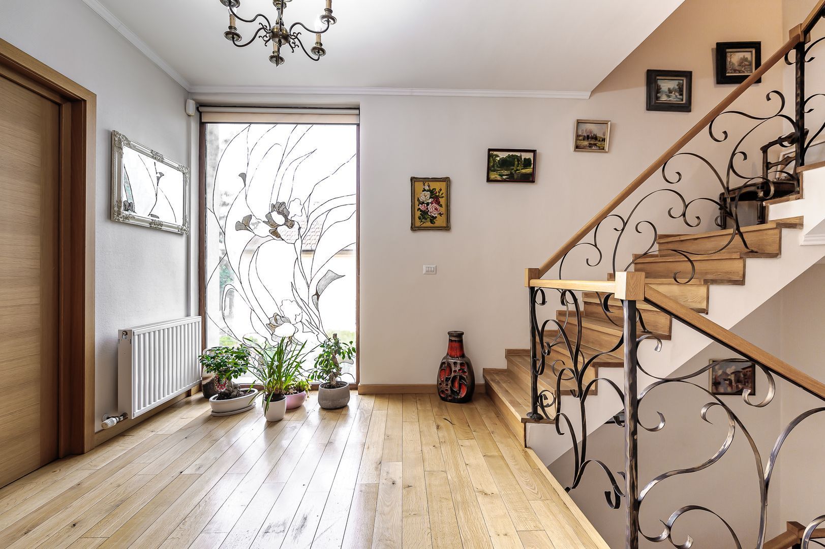 Vilă exclusivistă pe malul Mureșului – design modern si teren generos