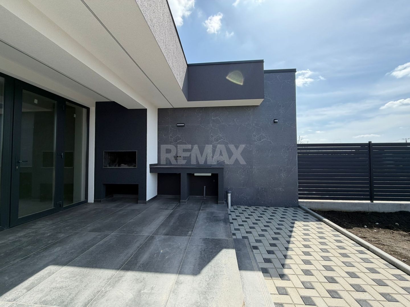 Duplex Hi-Tech 250 m2, Pașcani - imaginea 21