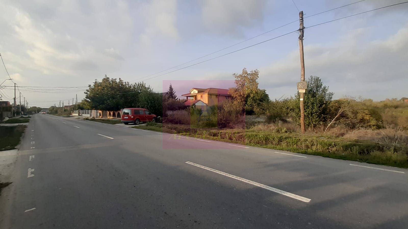 Teren bun pentru 2 sau 3 case aproape de Bucuresti.