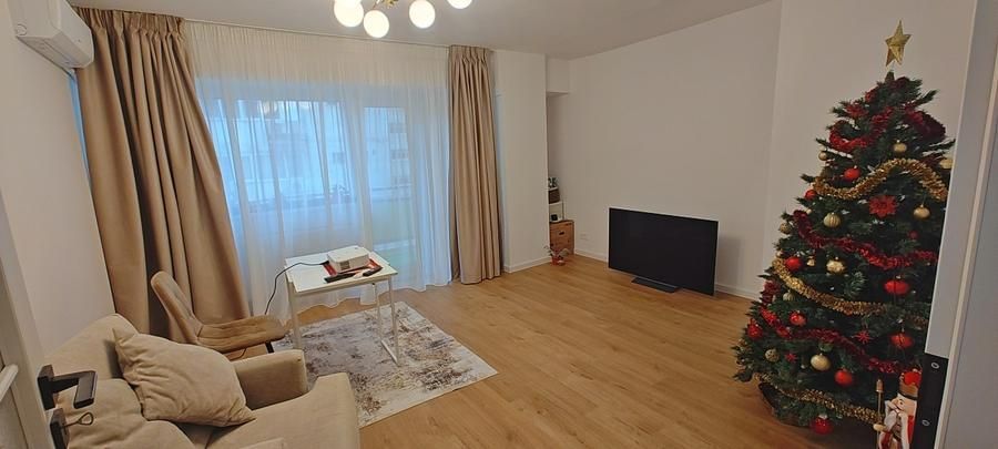 vand apartament 4 camere decomandat, etaj 3/9 Metrou Lujerului