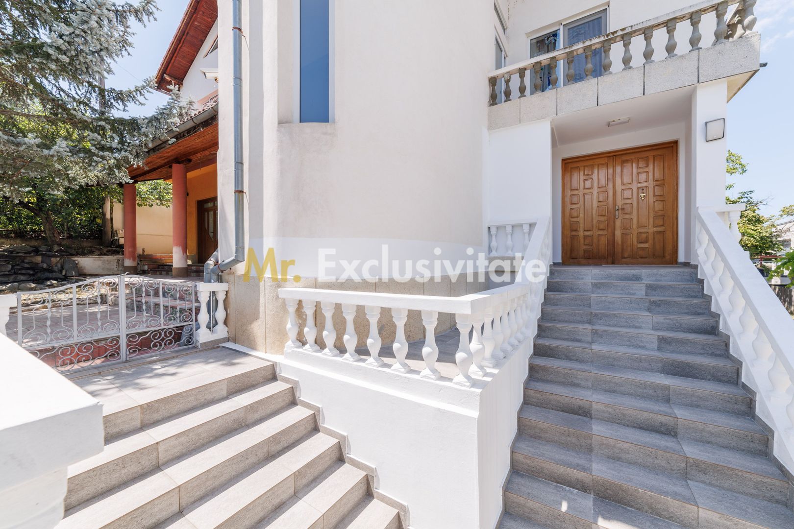 Proprietate multifunctionala | Doua cladiri | 581 mp | Pitesti - imaginea 32