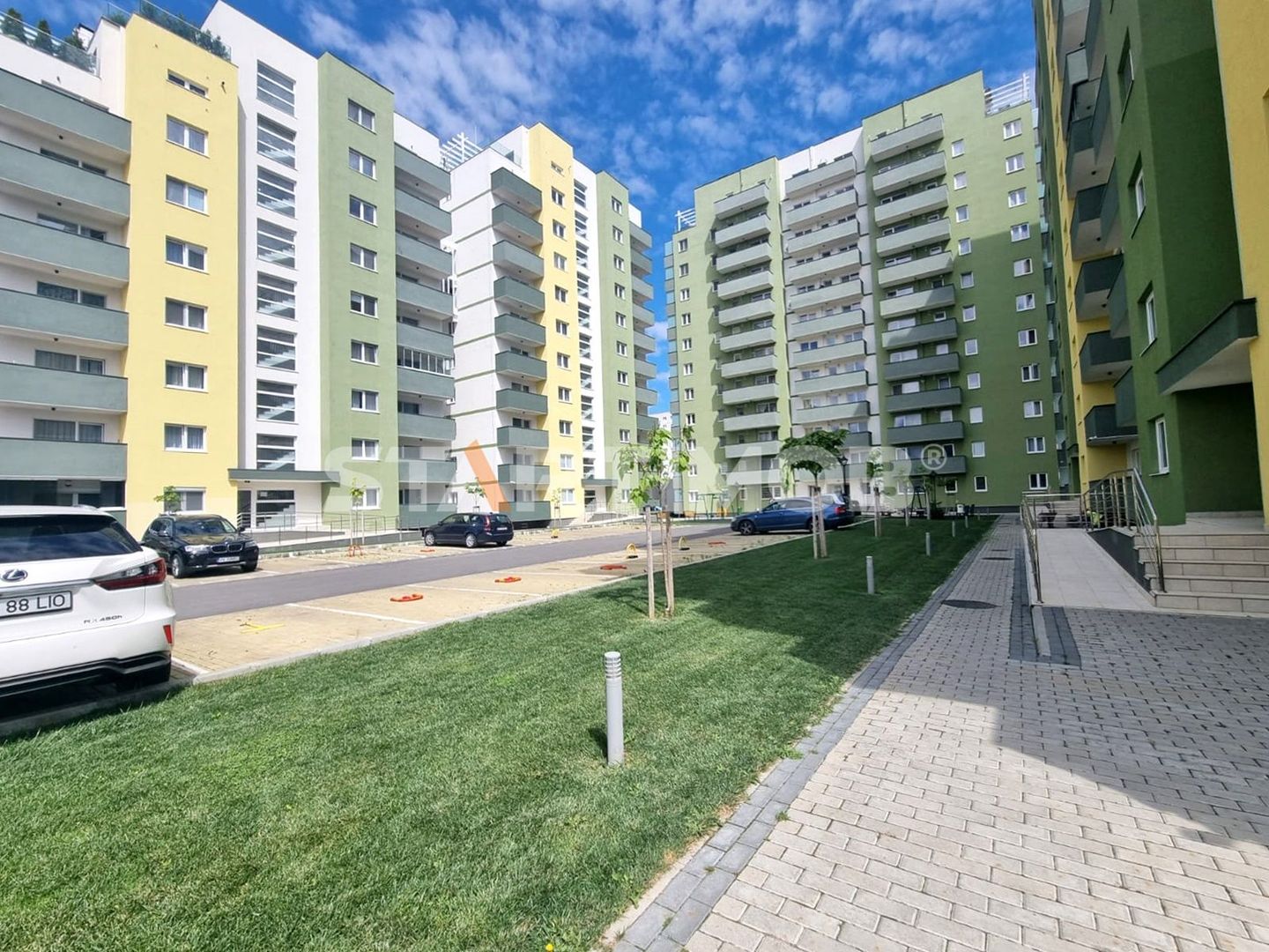 Apartament 2 camere mobilat zona Coresi