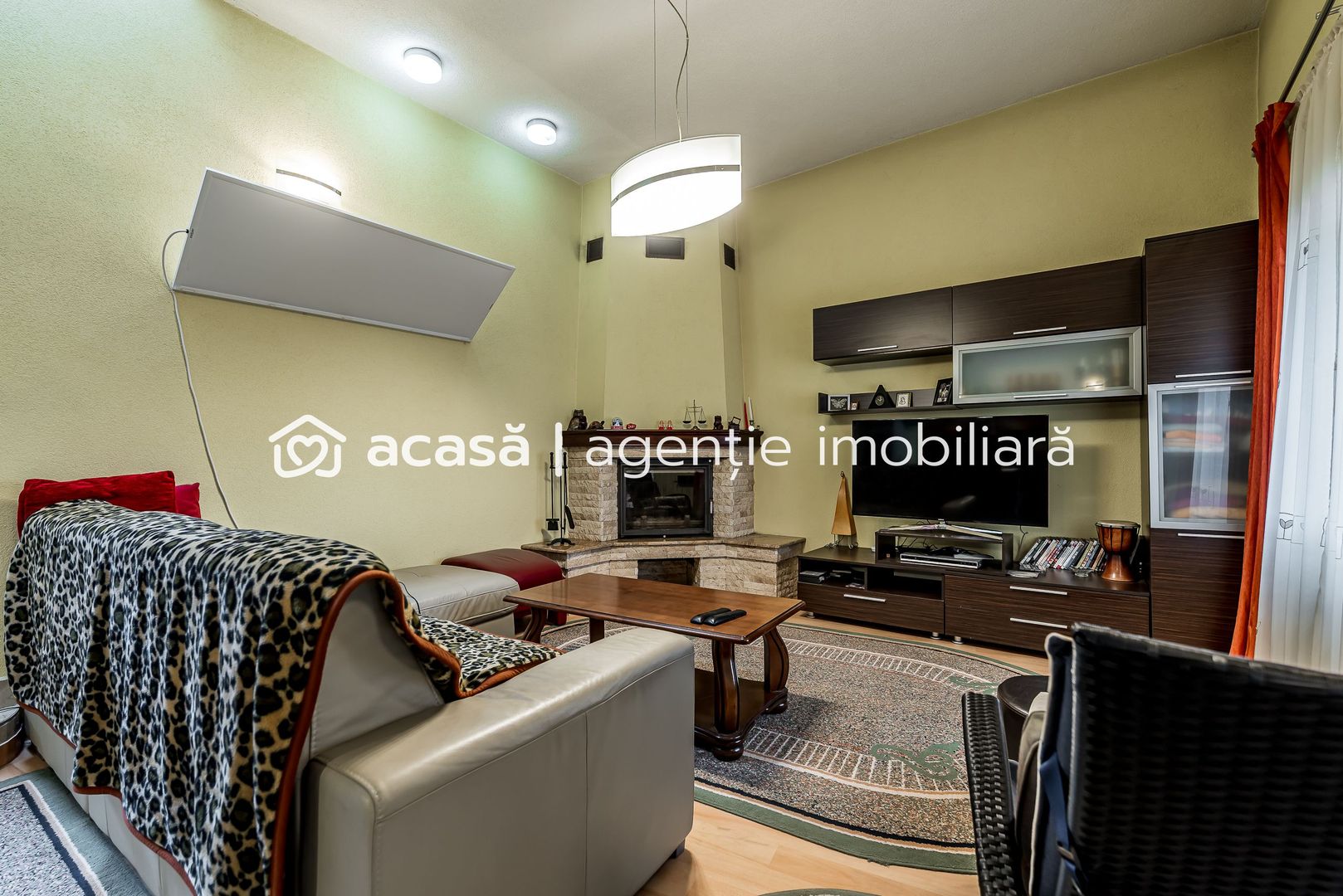 Imagine 6 - Spațiu comercial,  hala, si un penthouse în centrul Aradului Nou