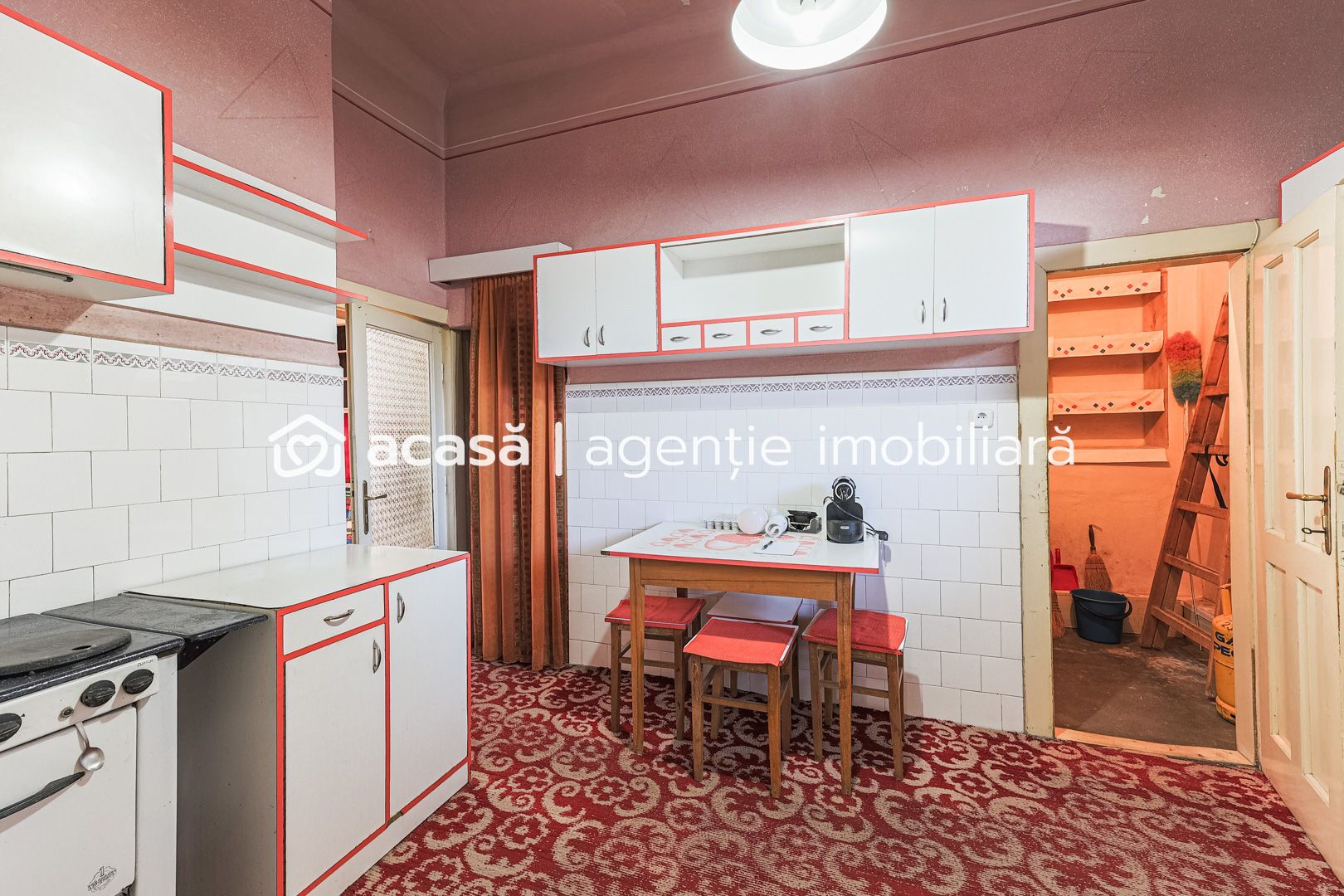 Imagine 8 - REZERVAT! Un etaj întreg. Trei unități. O singură decizie bună.