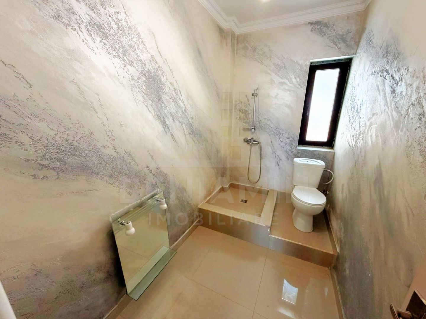 Apartament 2Camere-Bloc Nou-Centrala-48mp-1Mai-Disponibil Imediat - imaginea 5