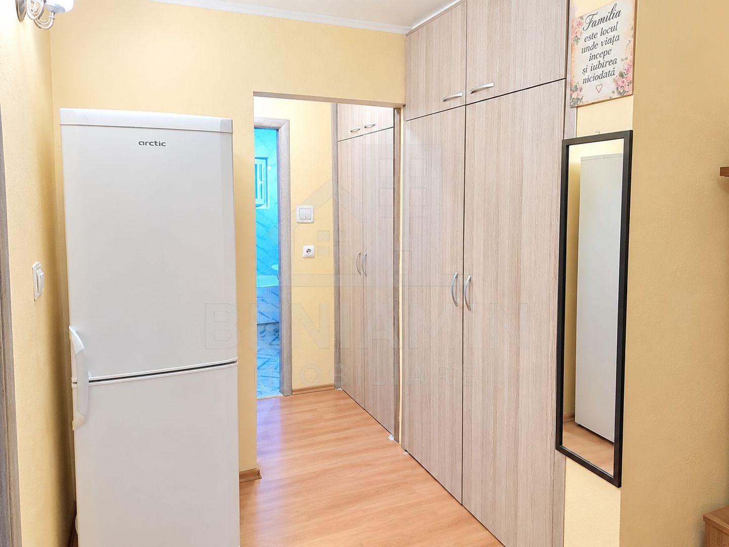 2 camere decomandat - Brazda lui Novac - etaj 2 - centrala - 51mp - imaginea 4