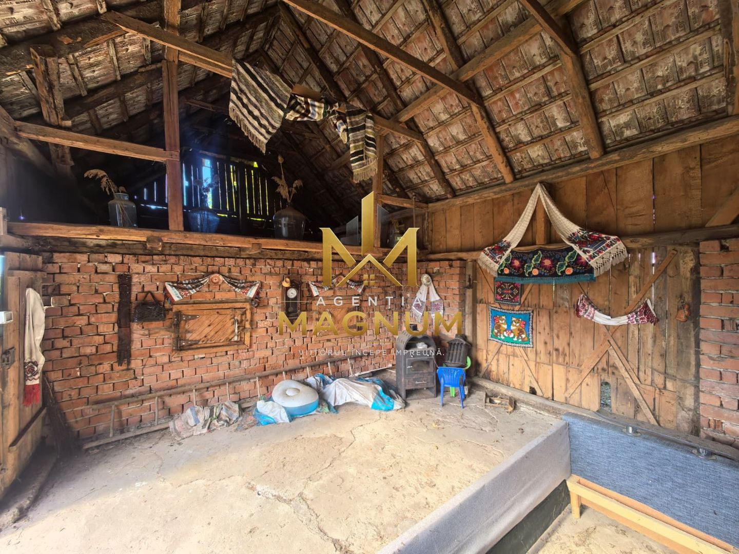 Gospodarie de vanzare/schimb in Danesti Maramures - imaginea 10