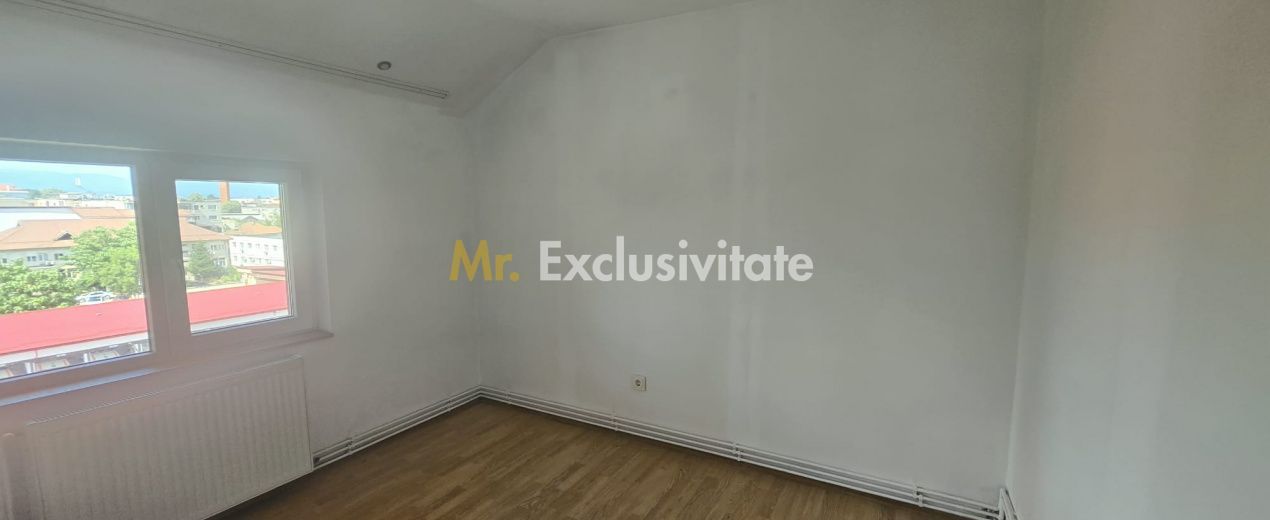 De vânzare apartament 2 camere decomandat | Zona 8 Mai - imaginea 16