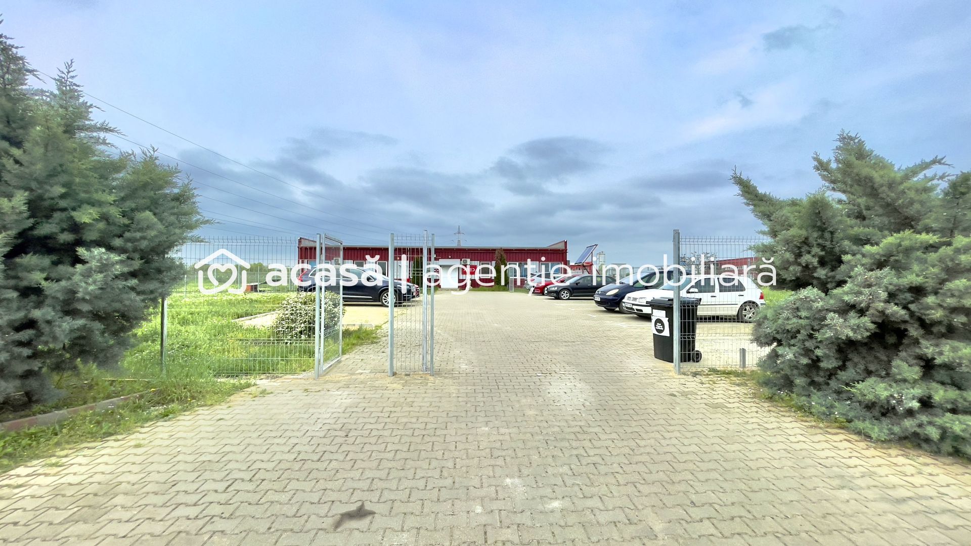 Imagine 3 - Cladire birouri - spațiu comercial cu parcări în incintă privată