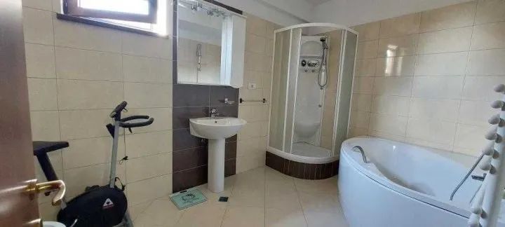 Vand apartament deosebit, Baneasa, zona Ioan Ionescu de la Brad. - imaginea 6