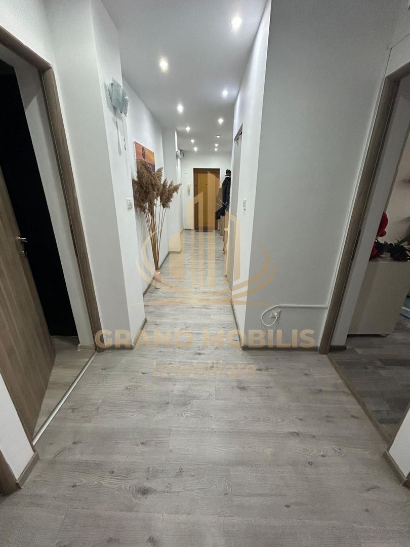 Apartament 5 camere 100mp Zona Padurea Verde - imaginea 3