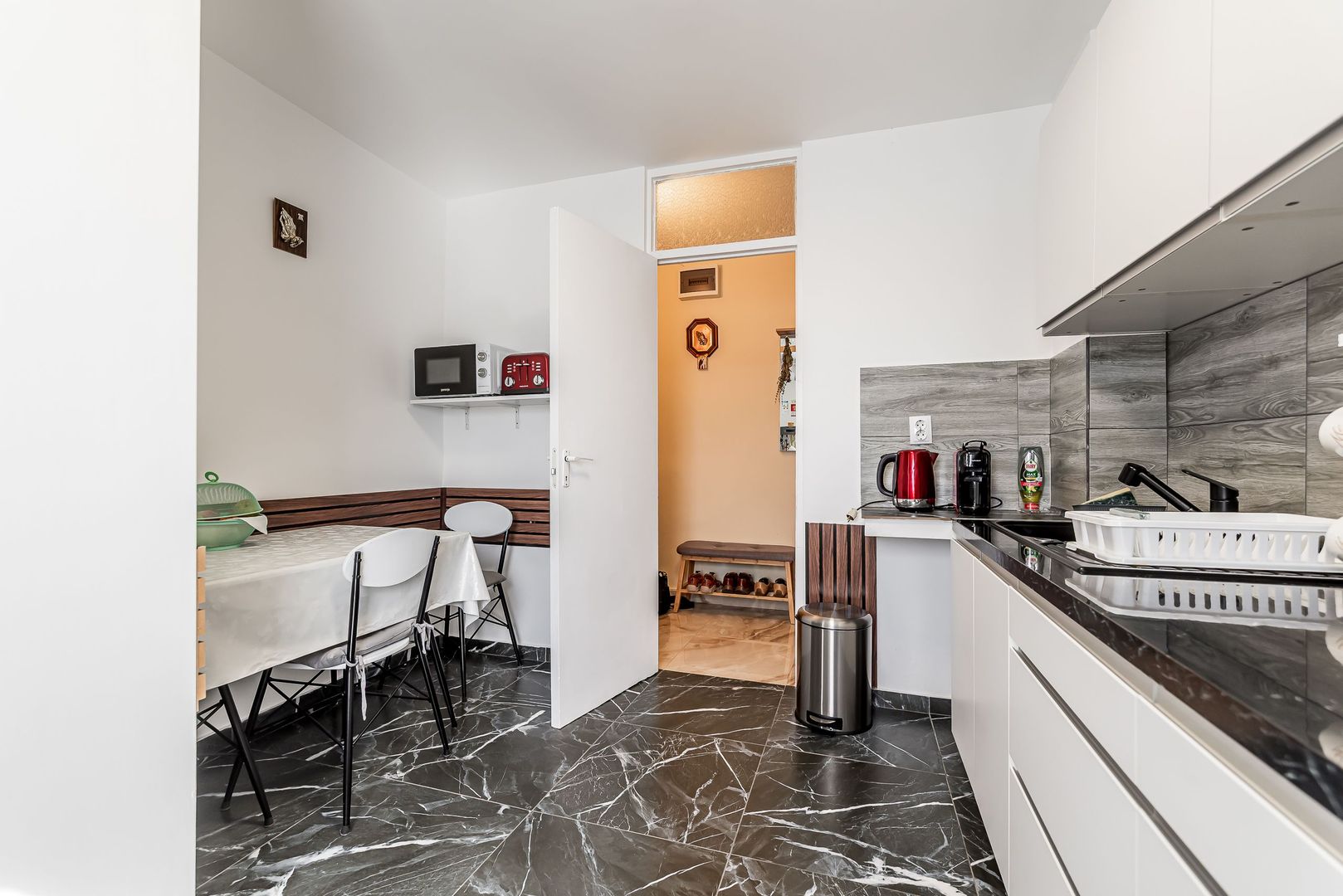 Imagine 9 - Rezervat Apartament renovat cu 2 camere Micalaca etaj 3 Comision 0