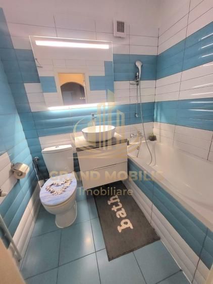 Apartament 4 camere , decomandat,  renovat,centrala proprie, - imaginea 8