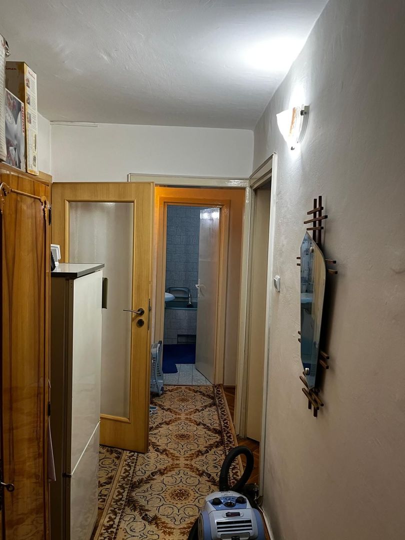 Apartament cu 4 camere, 80 mp utili la etajul 1 chiar in Calea Lipovei - imaginea 17