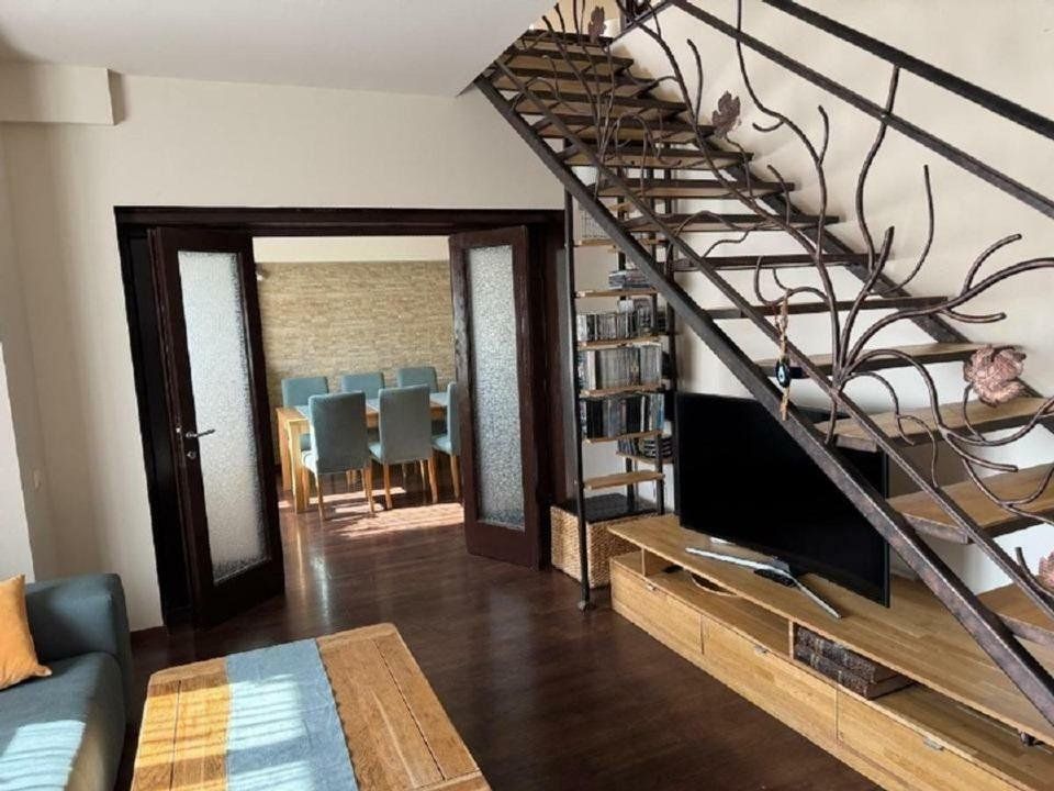duplex in vila , Tineretului , Sincai