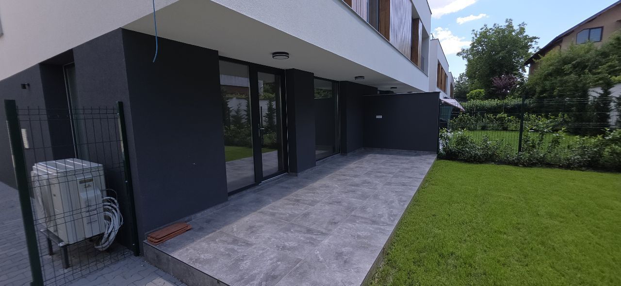Giulesti  duplex P+1 4 camere de vanzare - imaginea 33