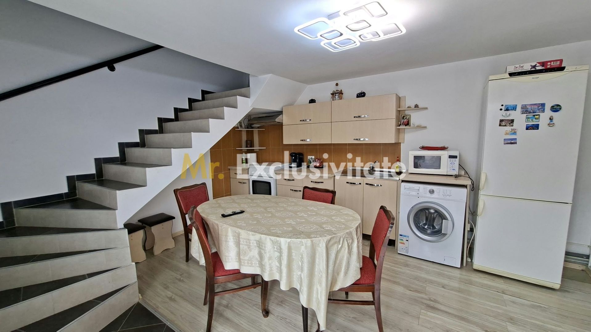 Inchiriere casal Bascov deschidere la DN7 - imaginea 8