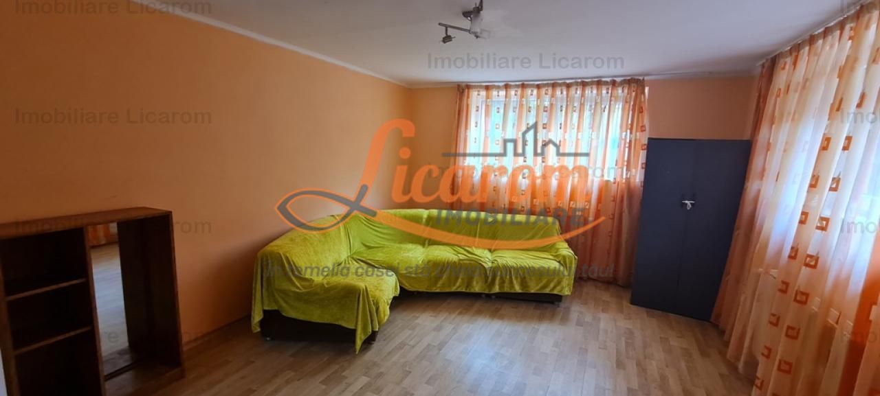Casa individuala cu 2 apartamente, 6 camere,teren 403 mp,ASTRA. - imaginea 6