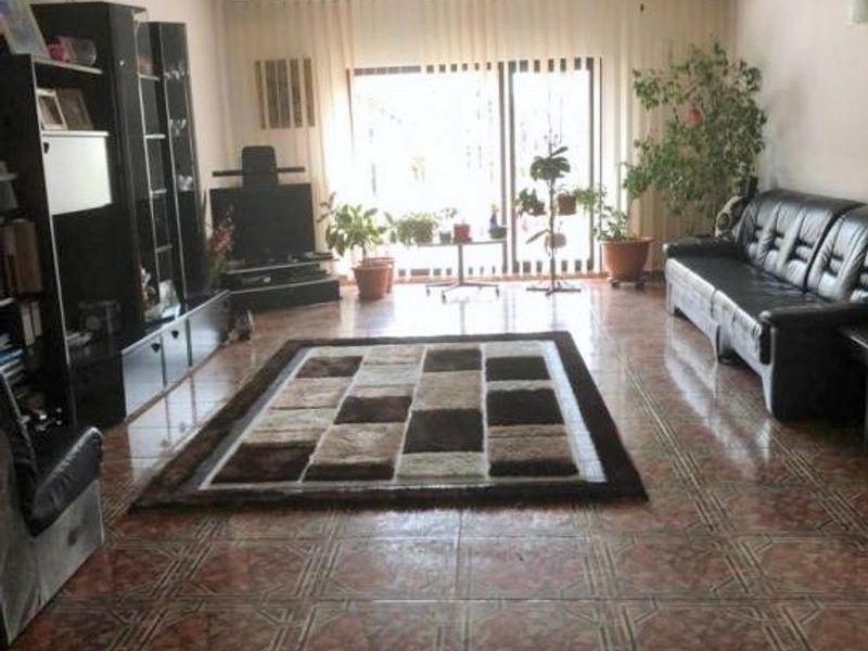 Afumati vila 8 camere , teren 1300 mp , piscina - imaginea 5