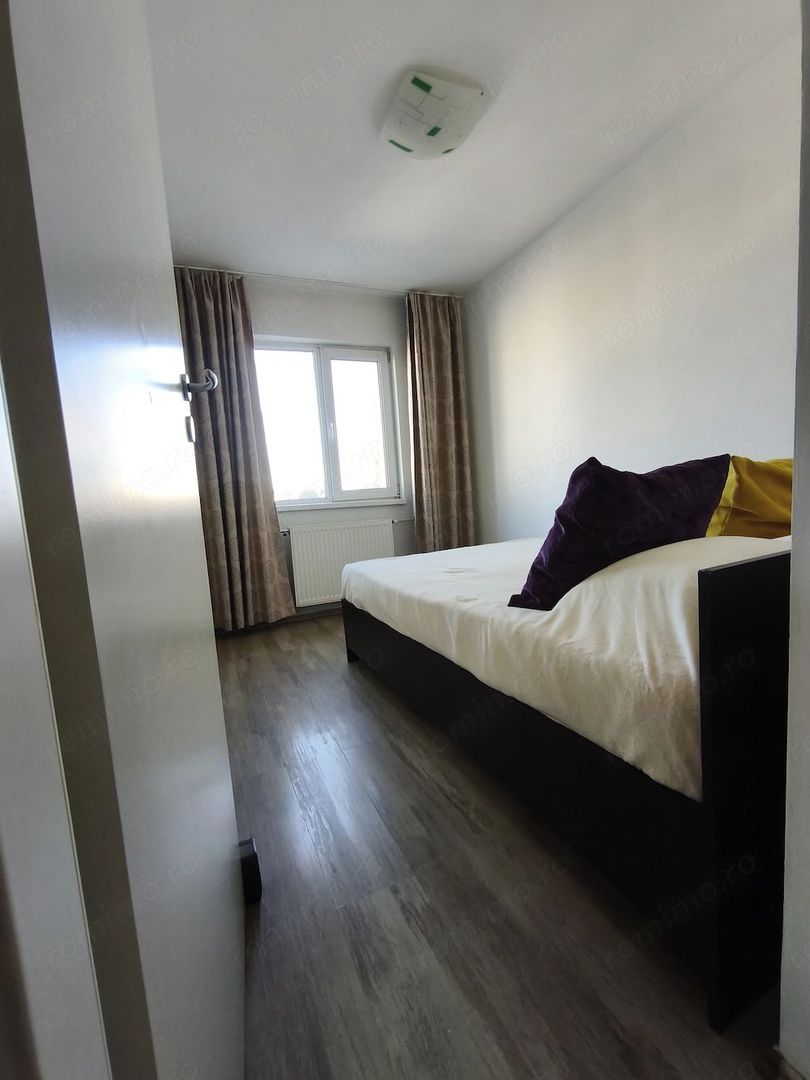 Apartament cu 2 camere, etaj 3 chiar în Complexul Studențesc - imaginea 7