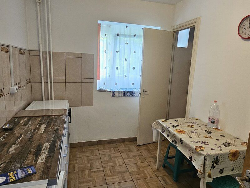 Dristor apartament 2 camere mobiliat si utilat - imaginea 9