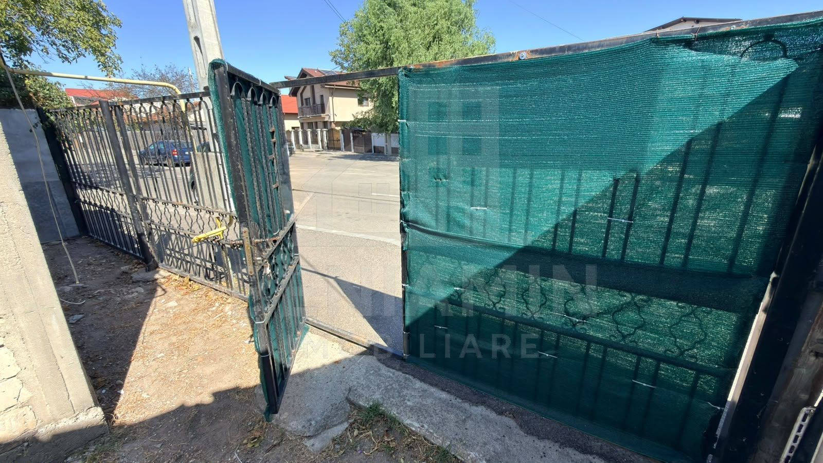 Teren Intravilan-277mp-Toate Utilitatile-Zona Spitalul Numarul 1 - imaginea 4