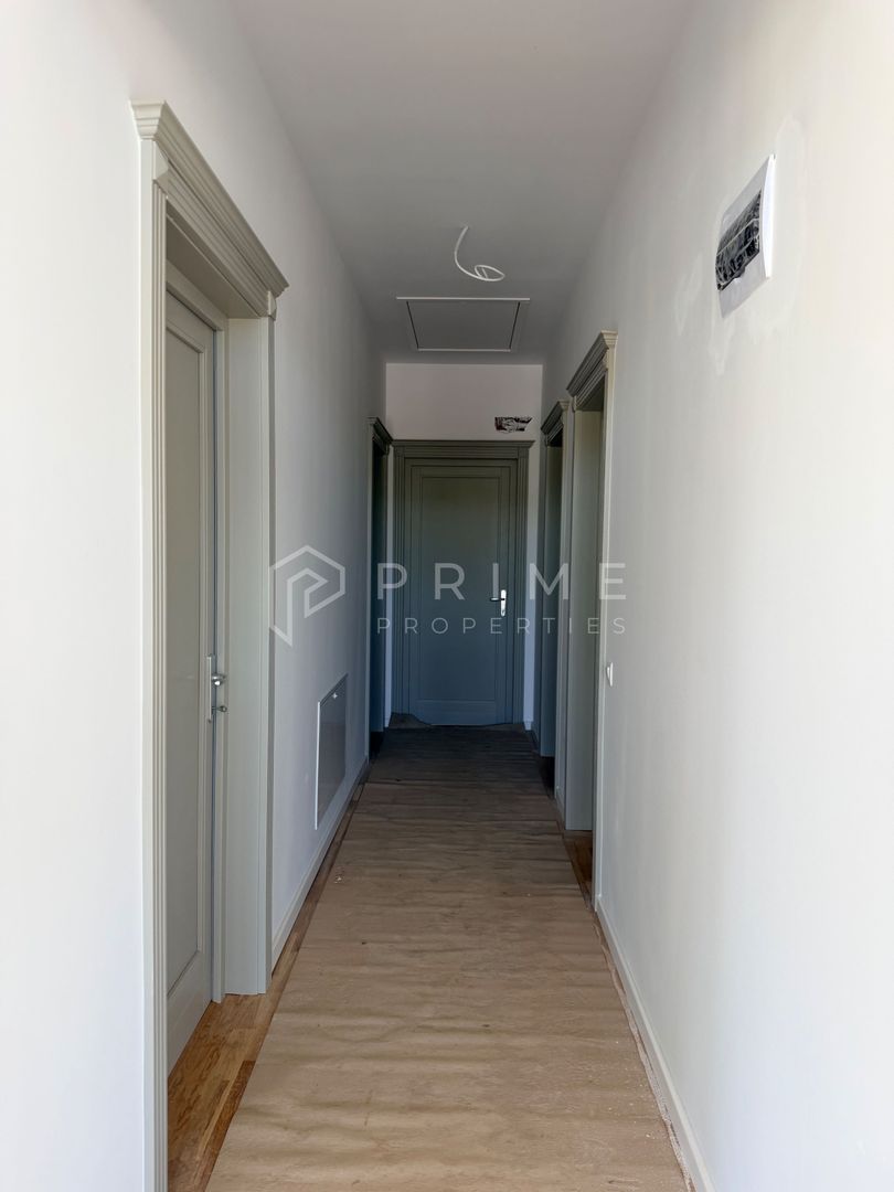 Vilă chalet modern cu perete panoramic de sticlă - Livezeni, Mureș - imaginea 13