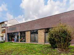 Spatiu comercial de vanzare cu chirias supermarket Profi