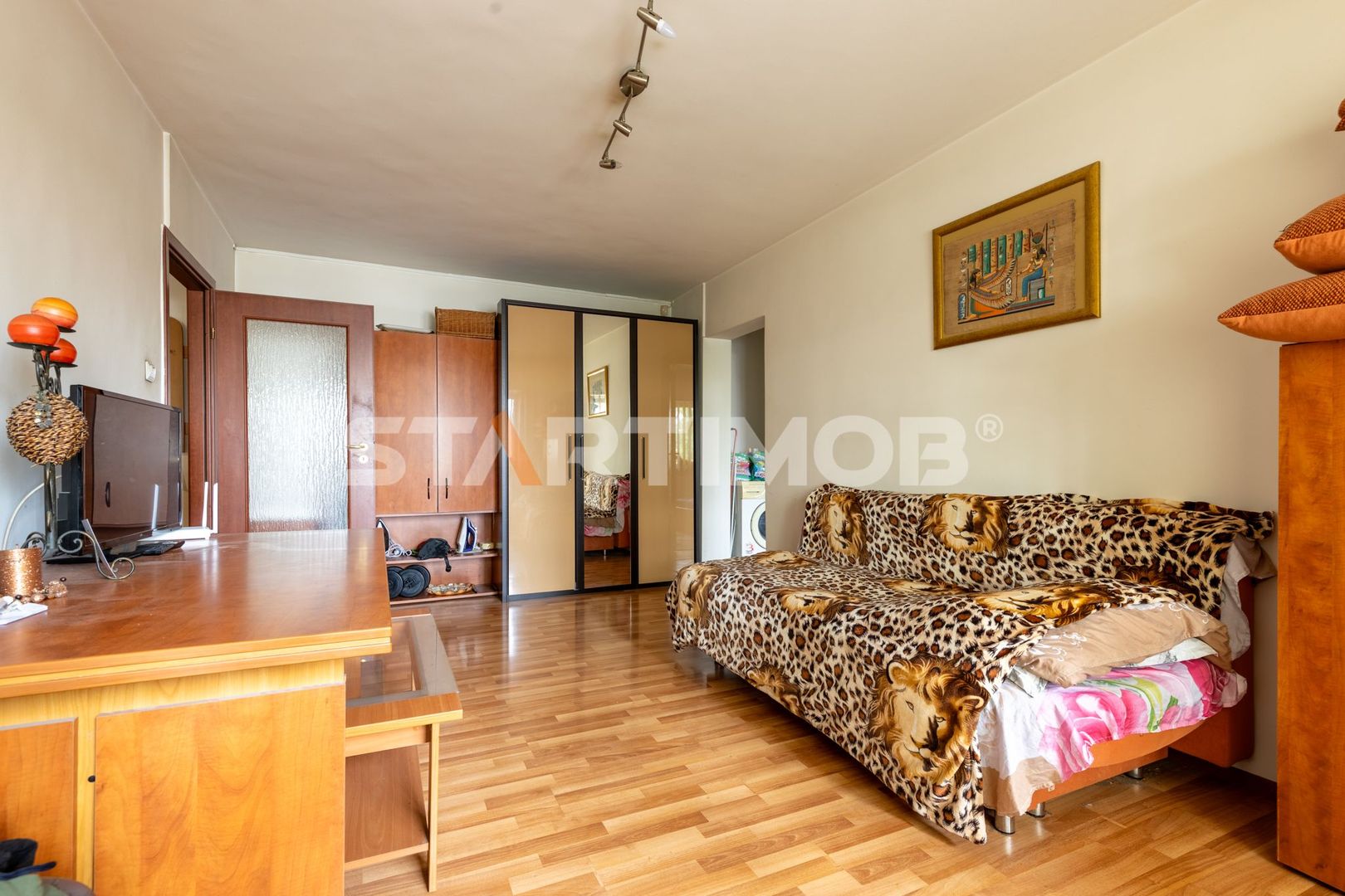 Apartament central str de Mijloc