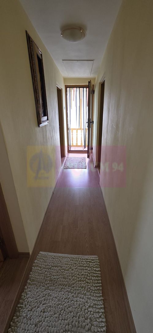Casa de vanzare cu 3 camere in Poiana Campina