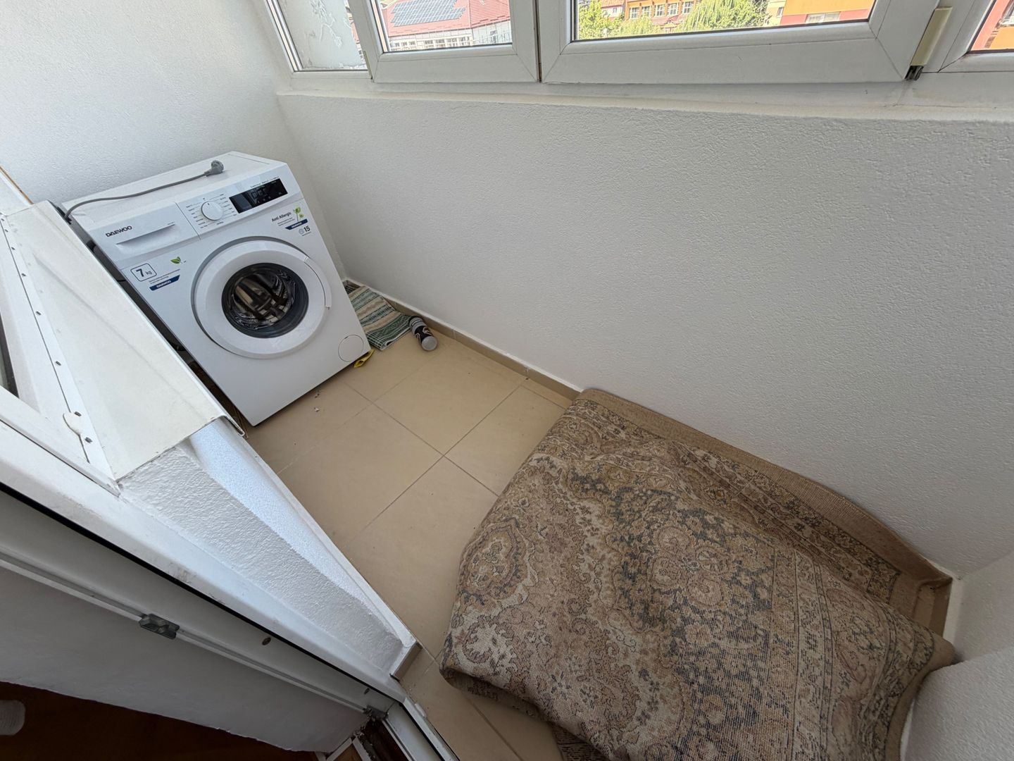 Apartament 3 camere de inchiriat, etaj 5 - zona Cetate - imaginea 9