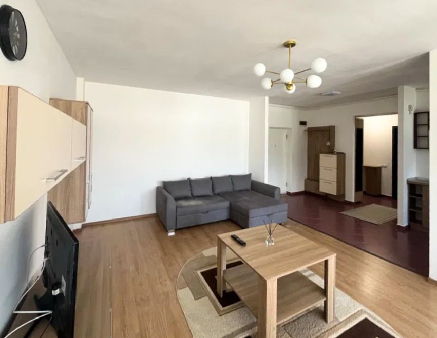 Un apartament care bifează exact ce contează spațiu lumină liniște și parcare - imaginea 4